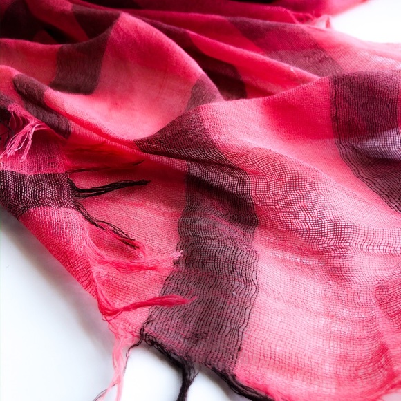 Handmade Silk & Cashmere Scarf/Shawl - Picture 4 of 4